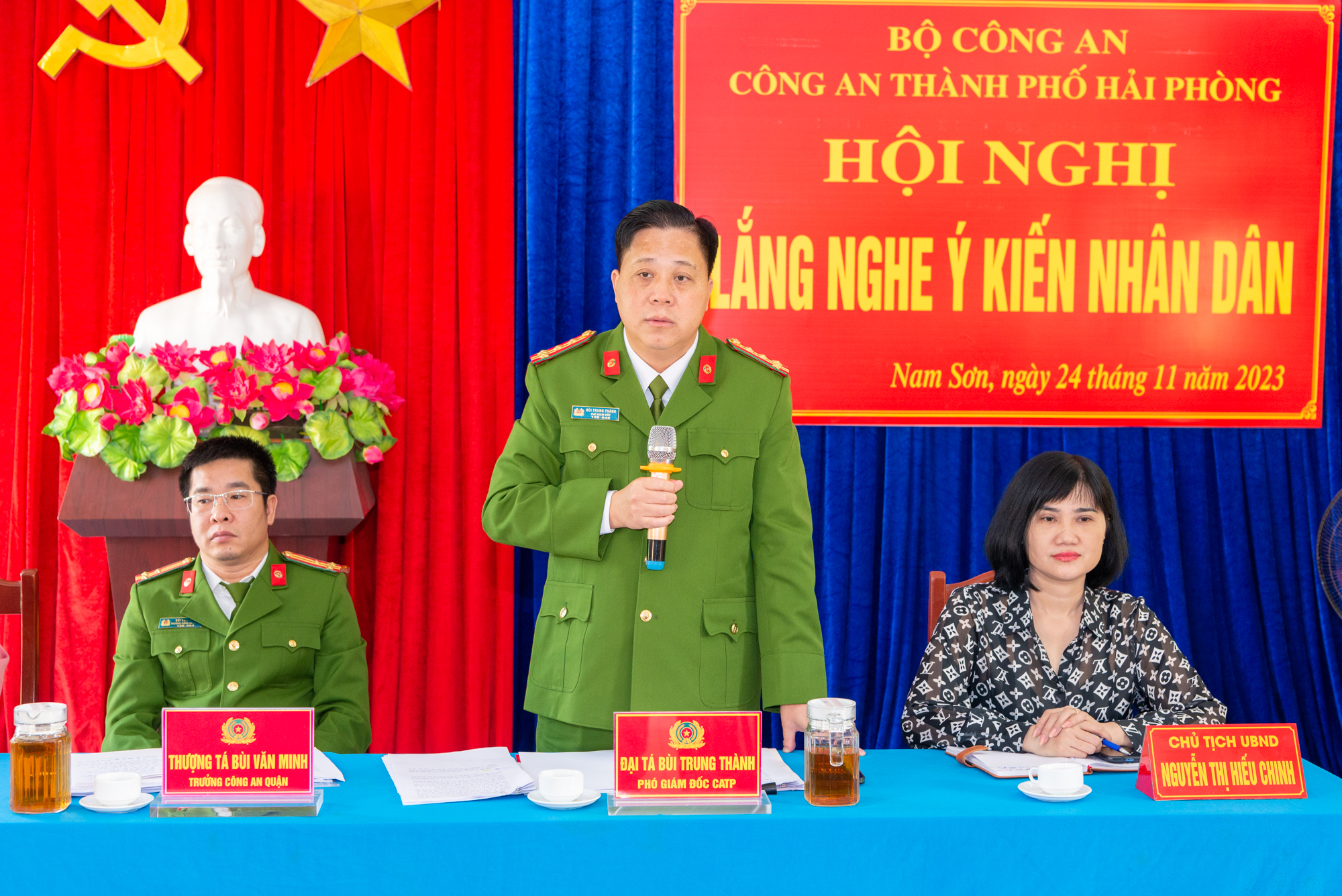 Lắng nghe phản ánh của Nhân dân phường Nam Sơn (Kiến An) về lực lượng Công an cơ sở